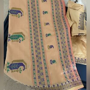 Silk Saree - Cream/Salmon